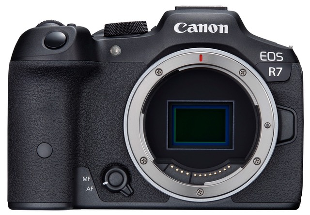 bythom canon r7