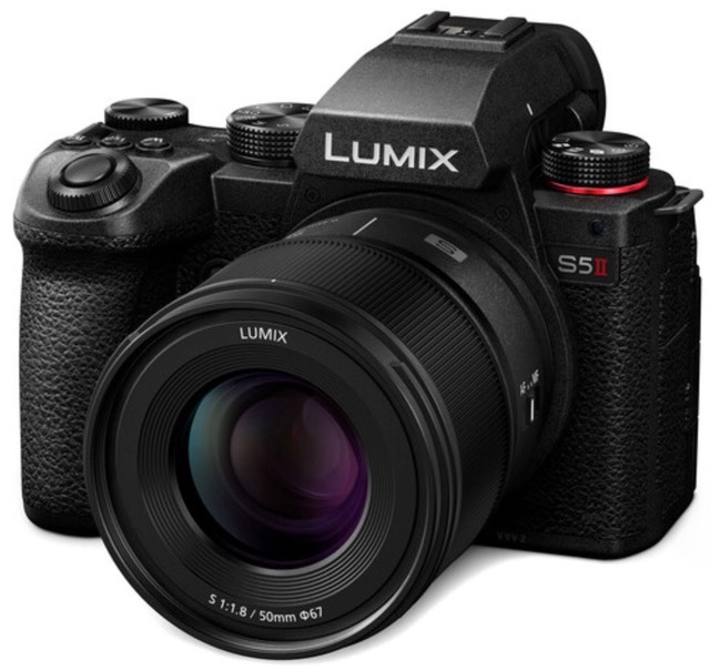 bythom panasonic s5iiwlens