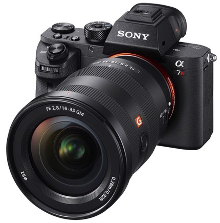 bythom sony 1635onbody