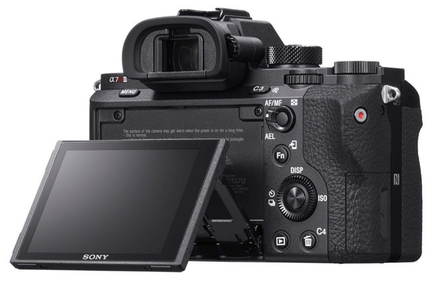 bythom sony a7rII back