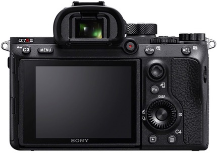 bythom sony a7rIII back