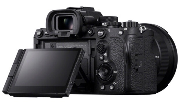 bythom sony a7rv rear