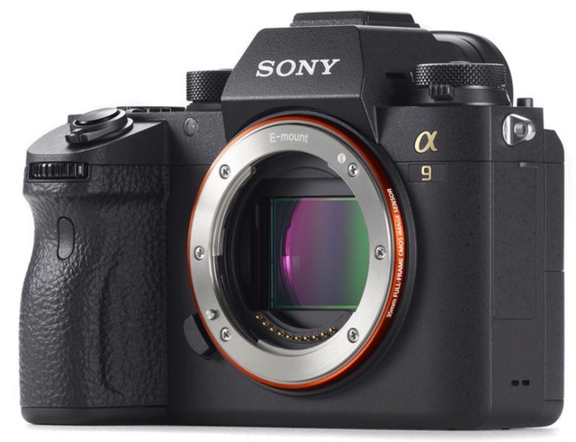 bythom sony a9 frontangle