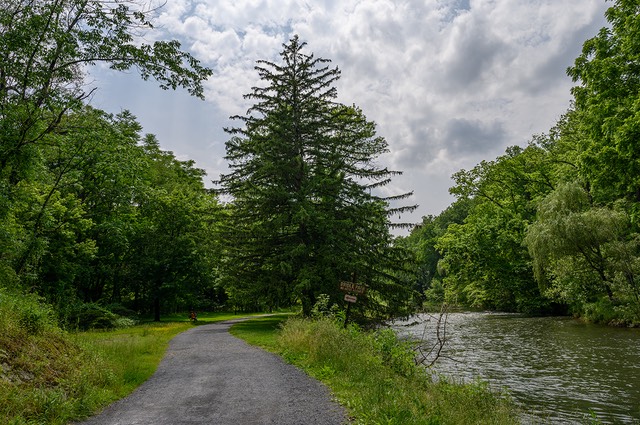 bythom US PA LittleLehigh Z6 0594