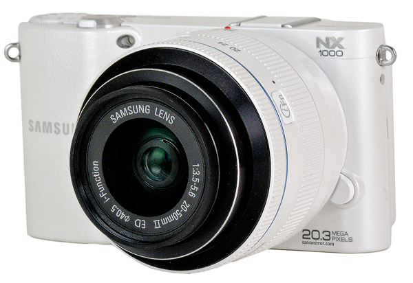 NX1000 Camera Review | Mirror | Thom